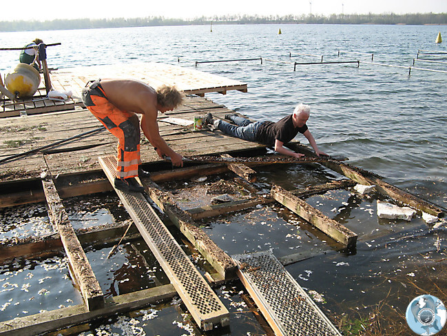 Abbau alter Schwimmponton_6